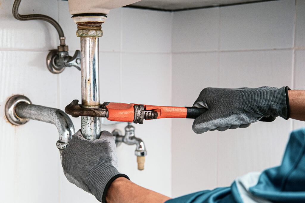 Leak Repair in El Socio
